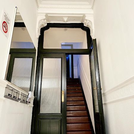 Chambre Privee Au 3E Etage Sans Ascenceur En Plein Centre De Charleroi Apartment Екстериор снимка
